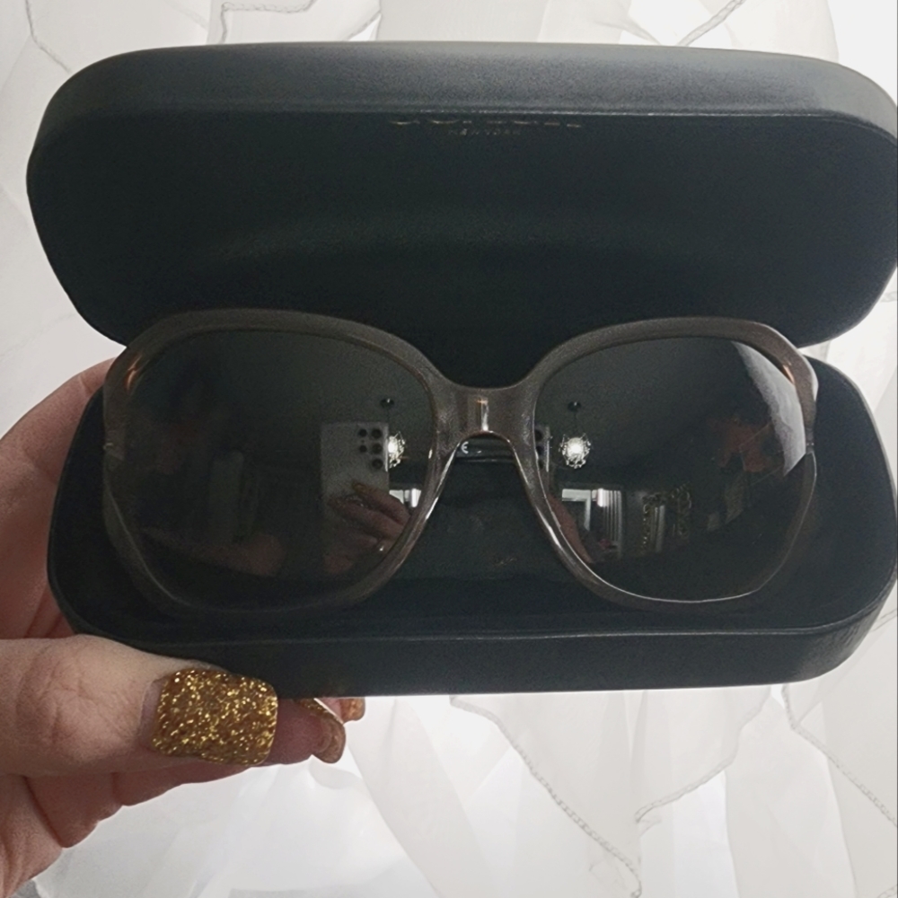 Coach tan Integration Flower Sunglasses